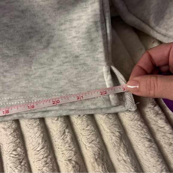 Juniors Harper & Ivy Rugby New York Gray Sweatshirt - Picture 3 of 6